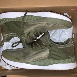 Puma soft foam shoes